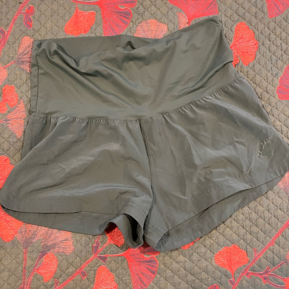 Body Glove M Foldover track shorts